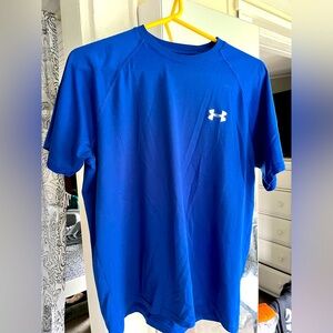 Royal blue men’s under armour loose heat gear medium